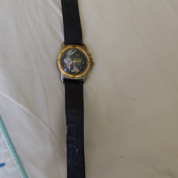 Watch - Picture 2 of 3